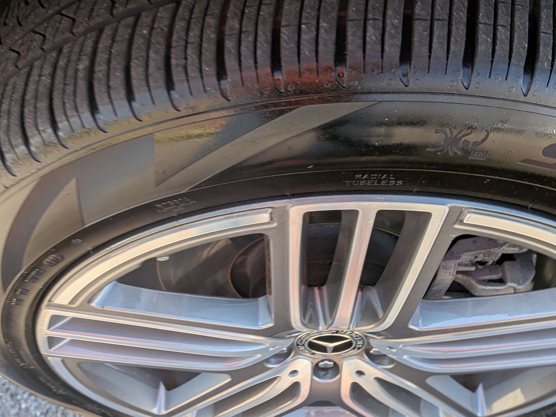 Certified 2025 Mercedes-Benz GLS 450 GLS 450 image 12