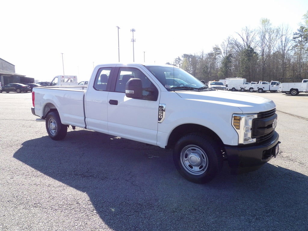 Used 2019 Ford F250 XL w/ Power Equipment Group image 10