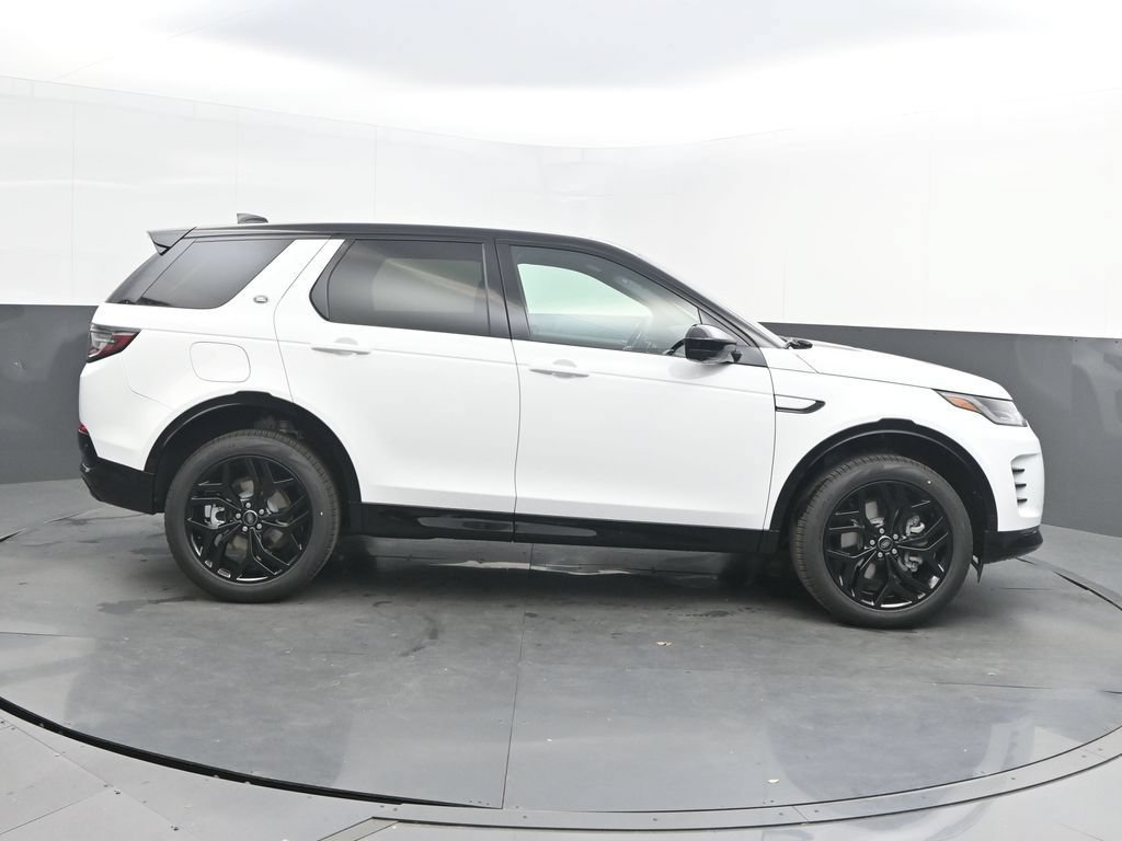 New 2026 Land Rover Discovery Sport Landmark AWD/4WD image 8