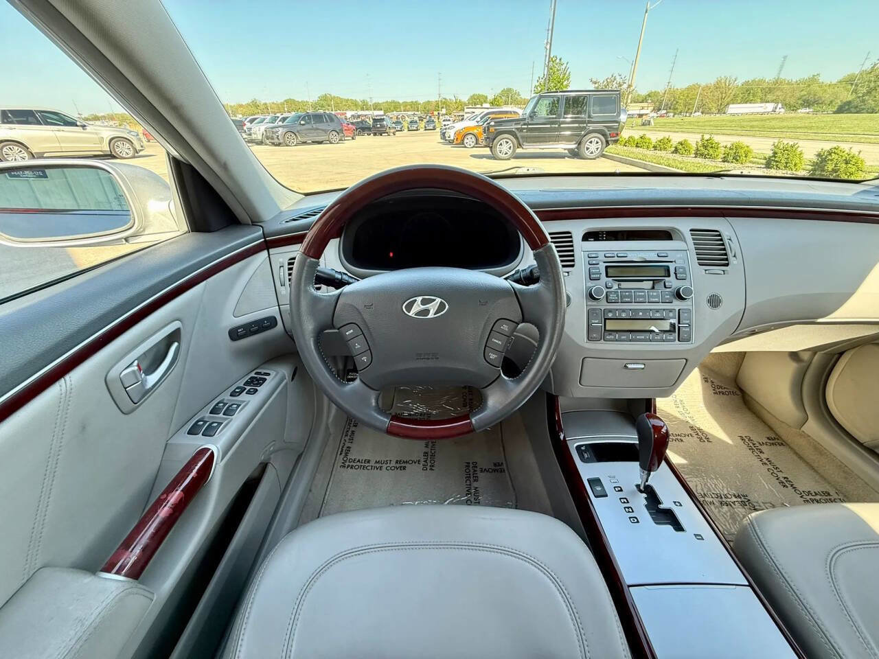 Used 2006 Hyundai Azera Limited FWD image 16