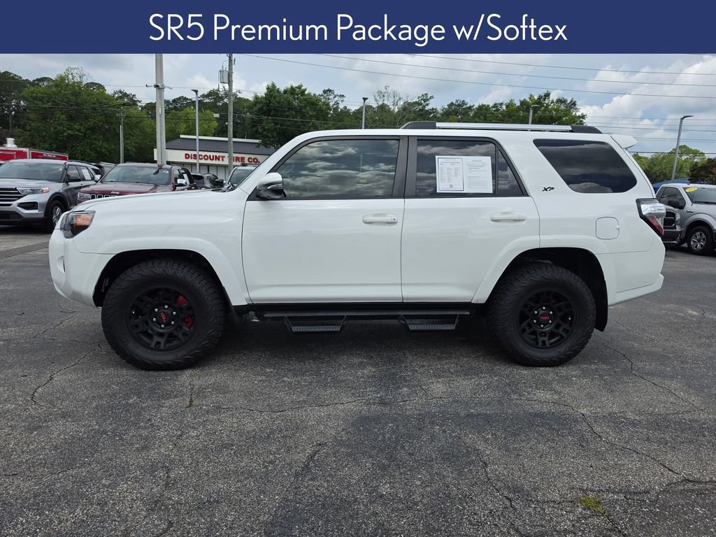 Used 2019 Toyota 4Runner SR5 Premium AWD/4WD image 2