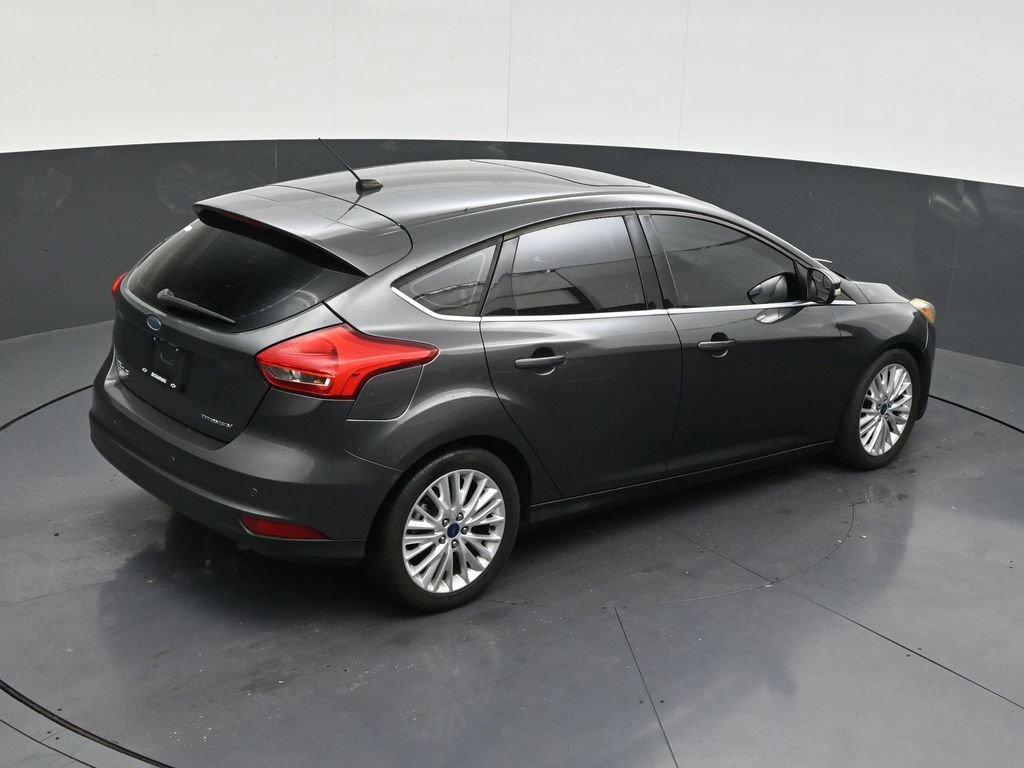 Used 2018 Ford Focus Titanium FWD image 19
