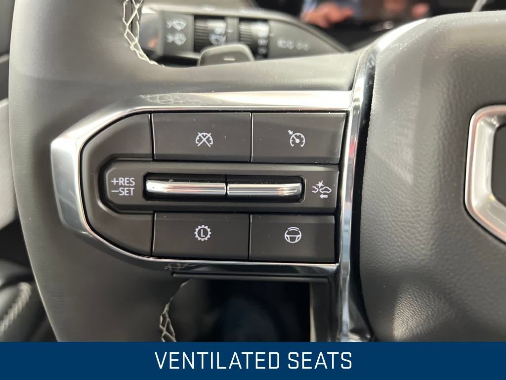 New 2025 GMC Acadia Denali w/ Super Cruise Package image 24