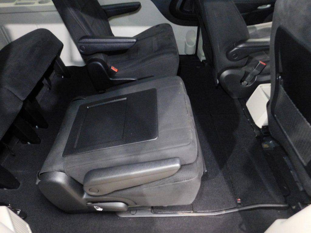 Used 2011 Dodge Grand Caravan SXT image 81