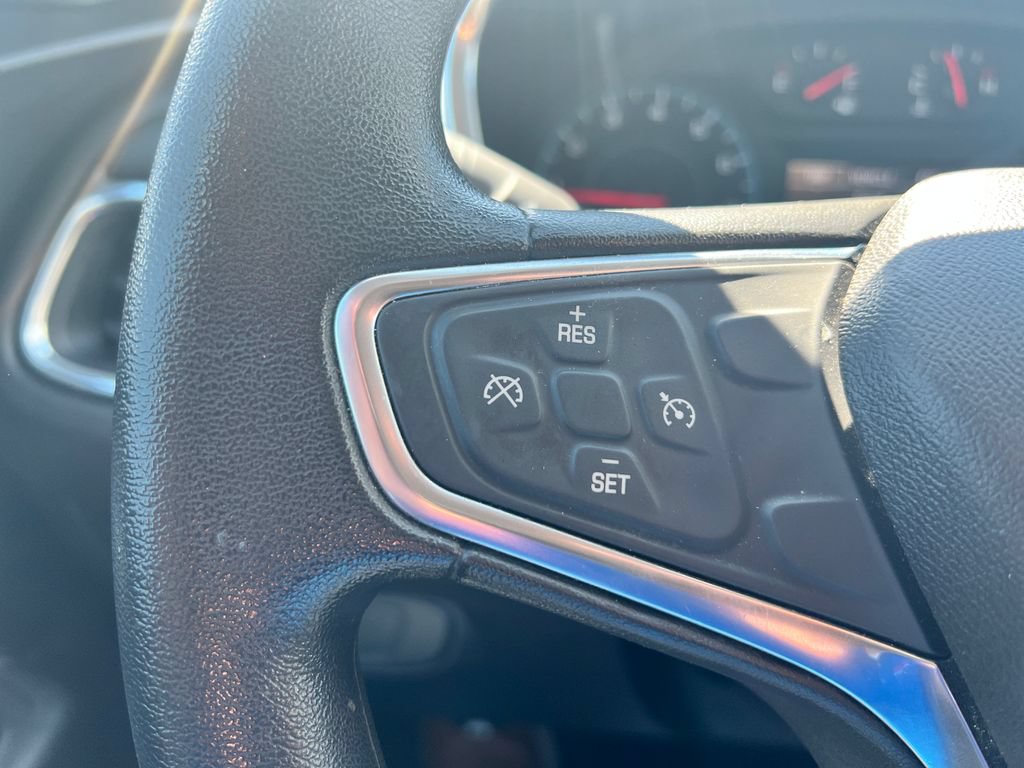 Used 2018 Chevrolet Equinox LT AWD/4WD image 18