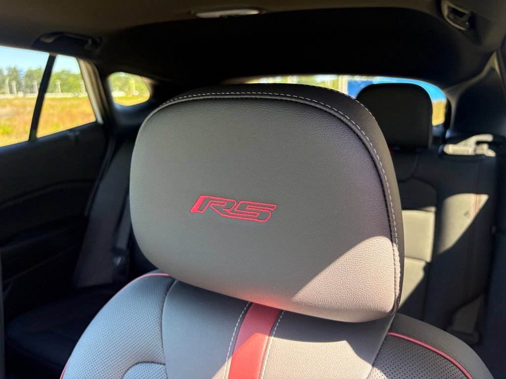New 2026 Chevrolet Trax RS w/ Sunroof Package FWD image 2