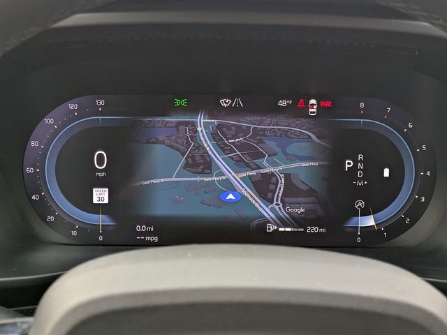 Used 2023 Volvo XC40 B5 Plus w/ Protection Package Premier image 33