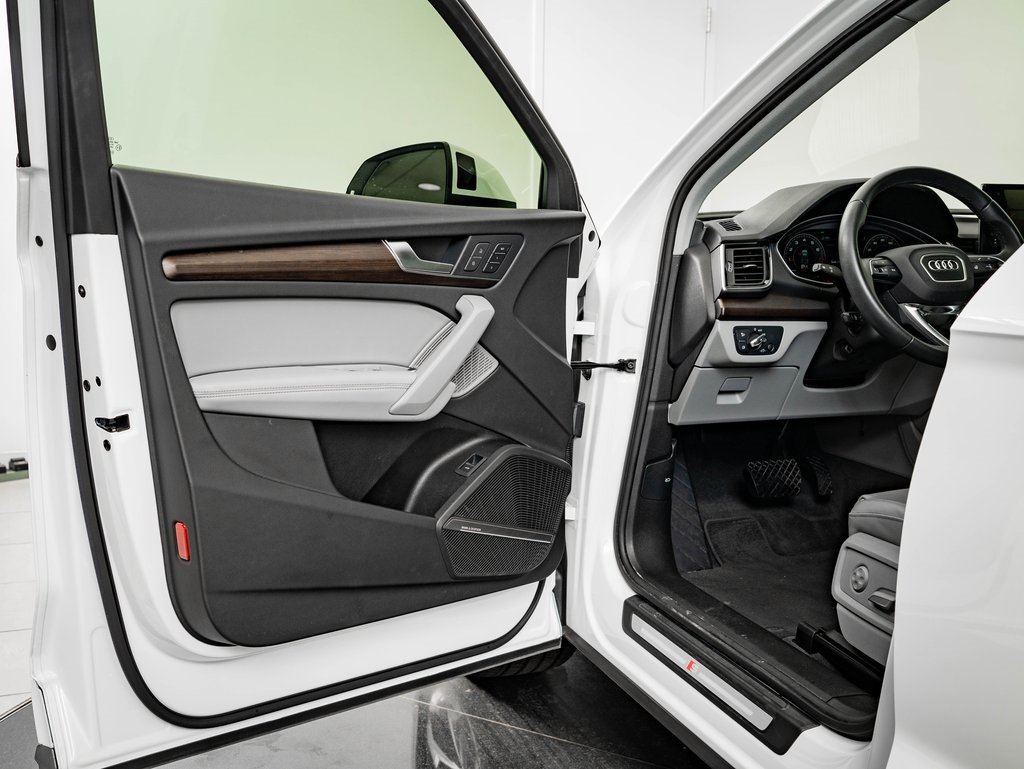 Used 2023 Audi Q5 2.0T Premium Plus w/ Premium Plus Package image 27