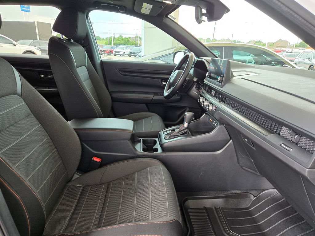 Used 2025 Honda CR-V Sport image 25