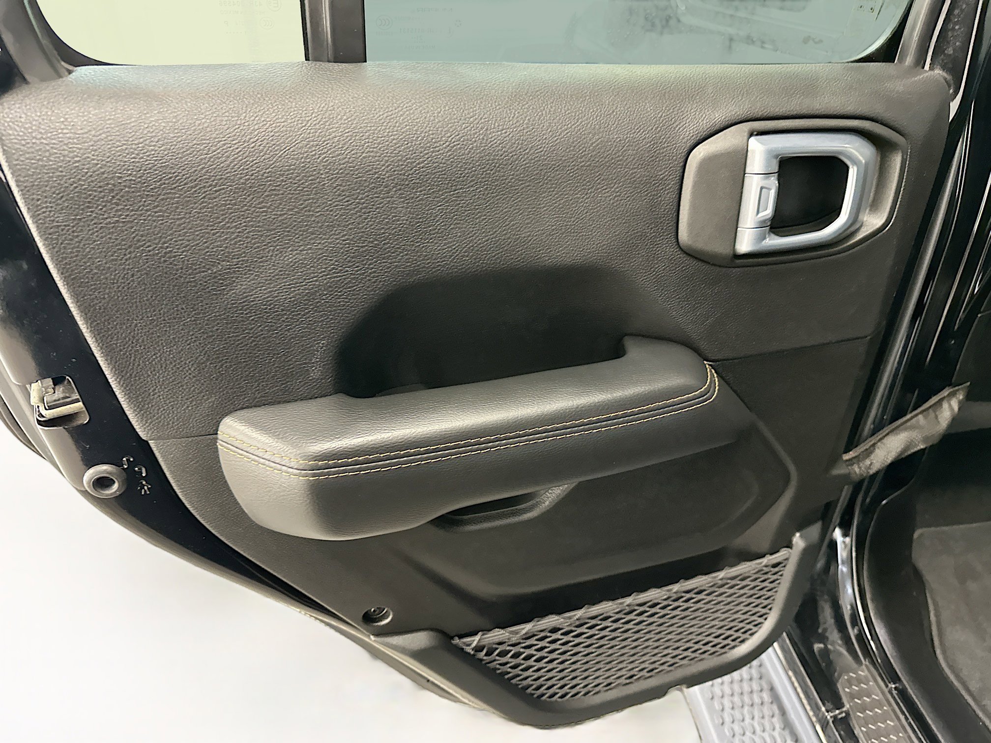 Used 2021 Jeep Wrangler Unlimited Sahara AWD/4WD image 27