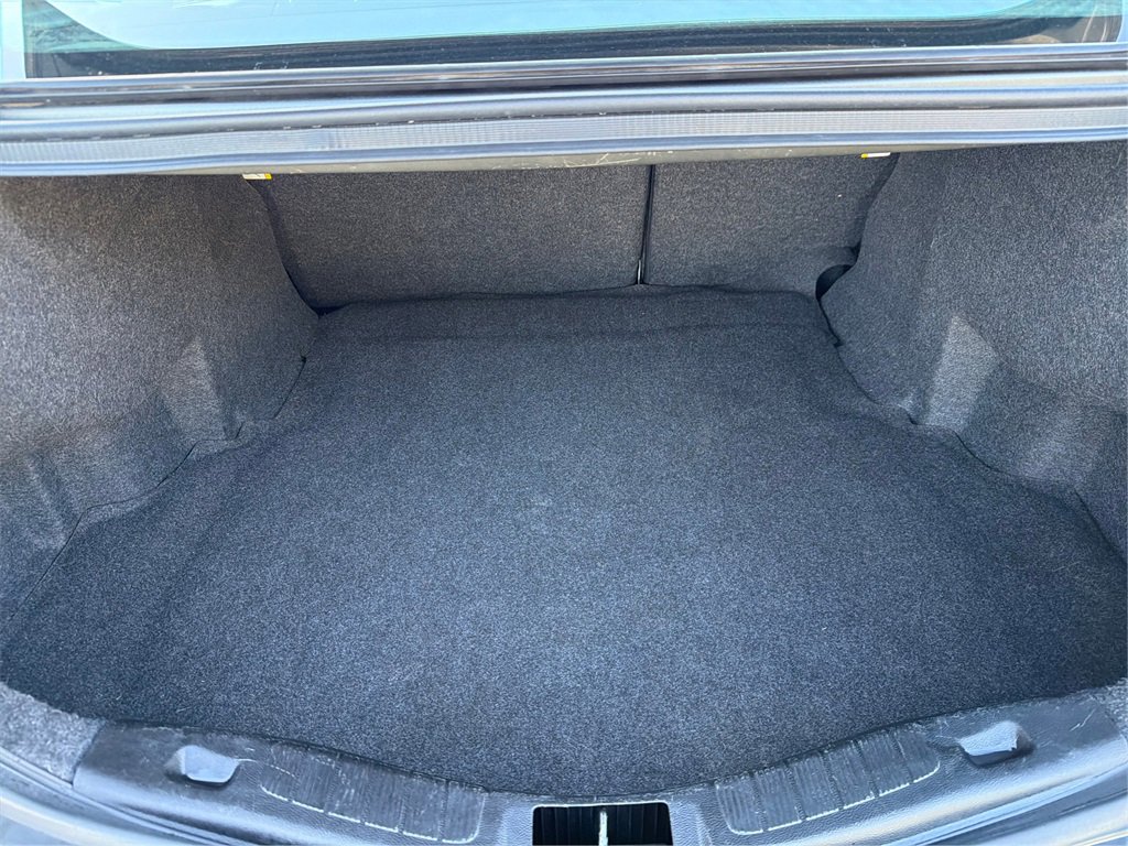 Used 2018 Ford Fusion SE image 13