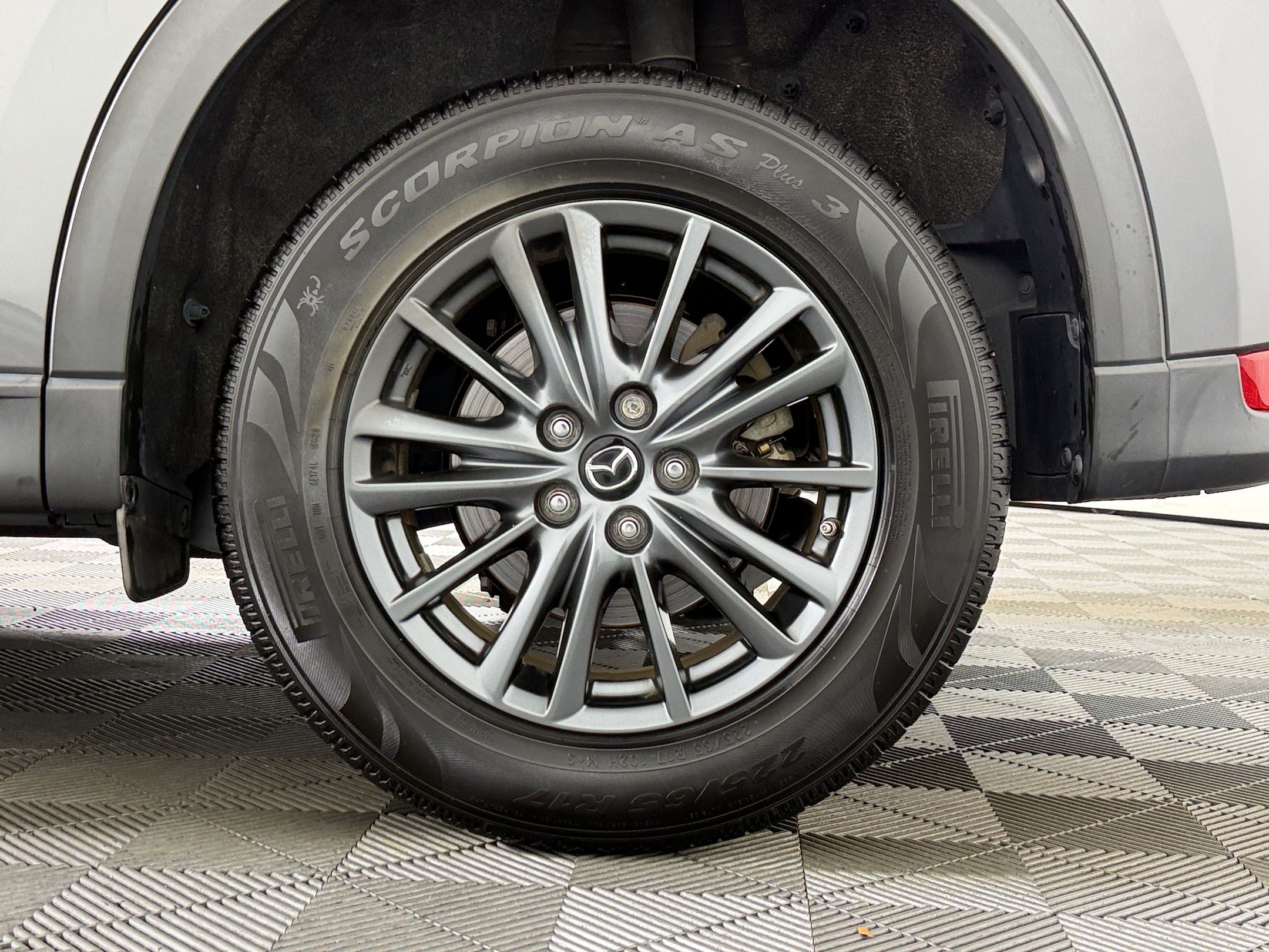 Used 2019 MAZDA CX-5 Touring FWD image 11