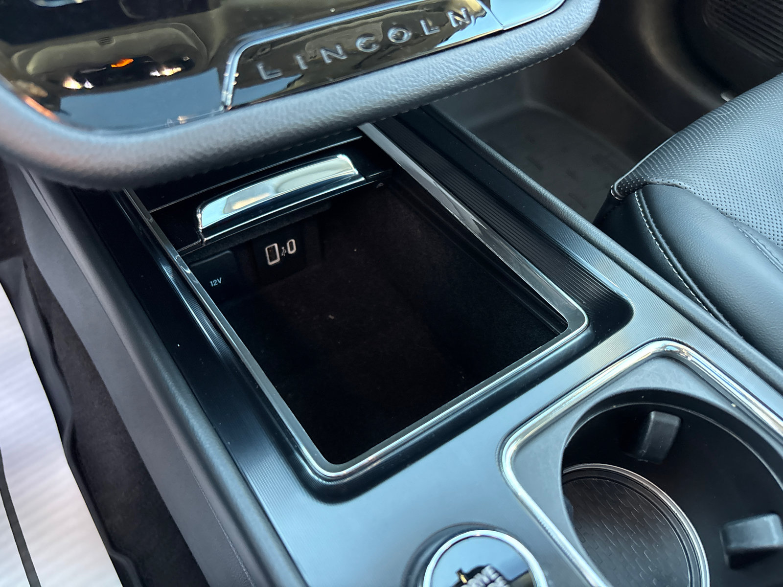 Certified 2022 Lincoln Corsair AWD w/ Premium Package image 23