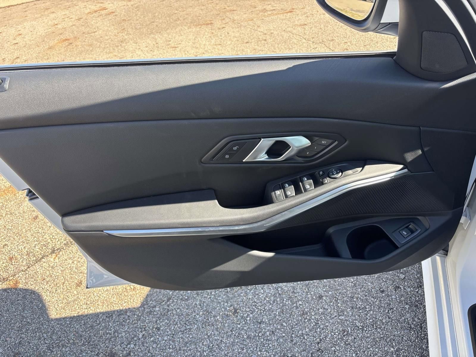 New 2026 BMW 330i xDrive Sedan w/ Premium Package image 11