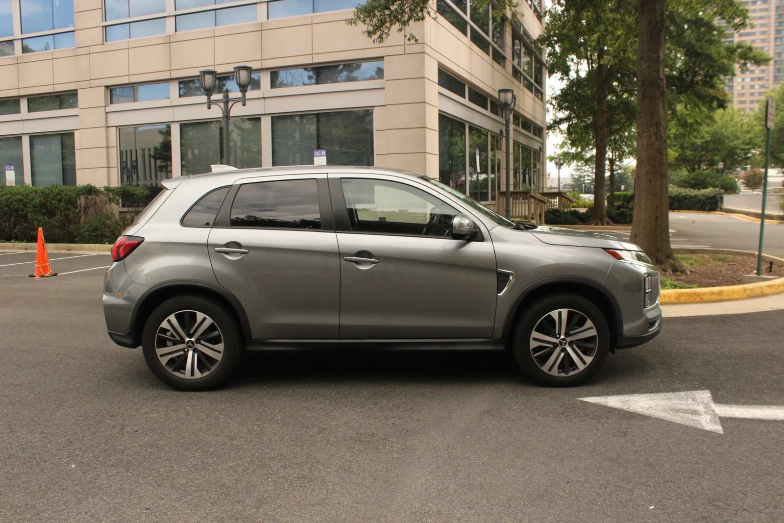 Used 2022 Mitsubishi Outlander Sport SE FWD image 6