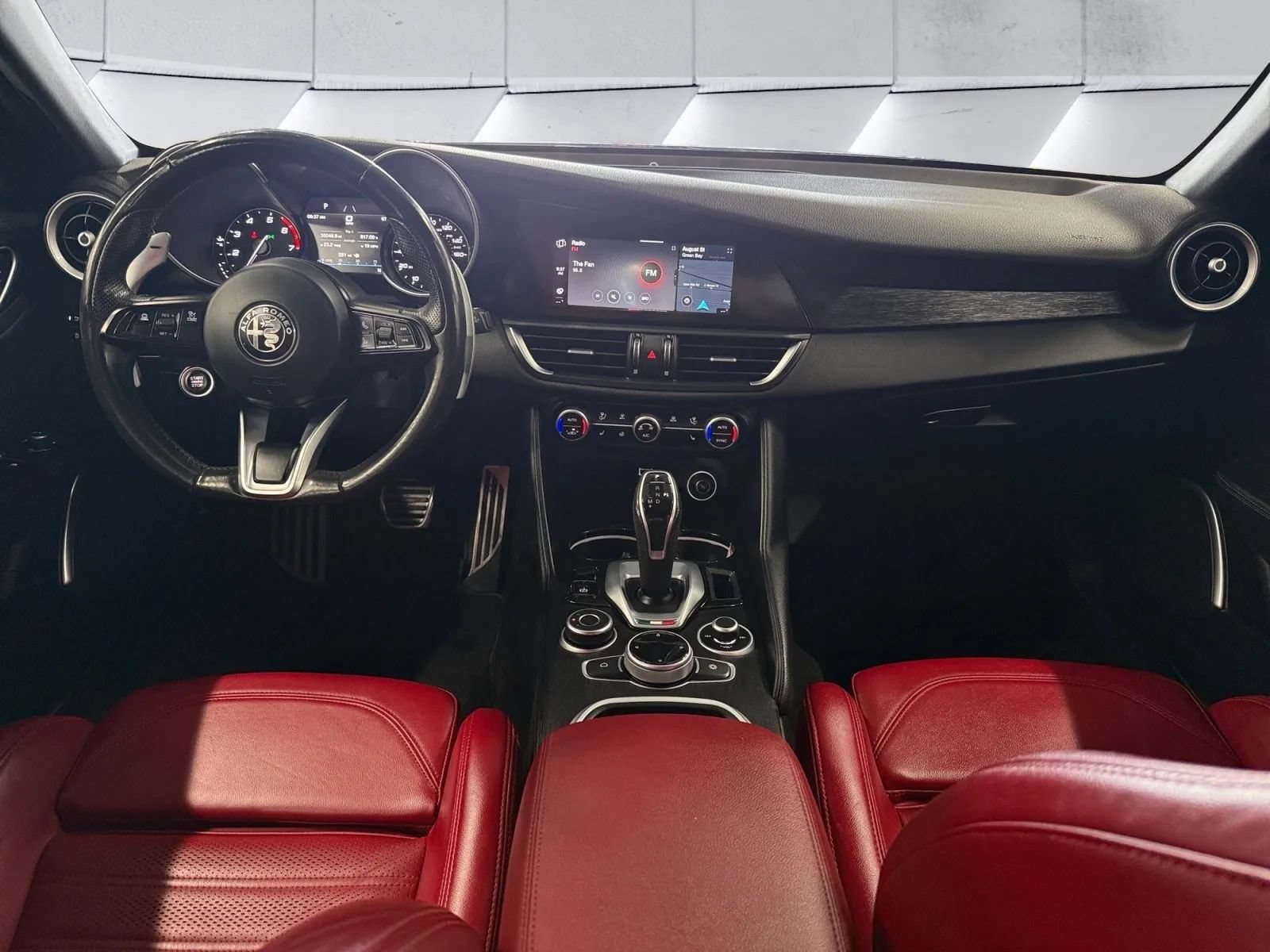 Used 2022 Alfa Romeo Giulia Sprint AWD/4WD image 10