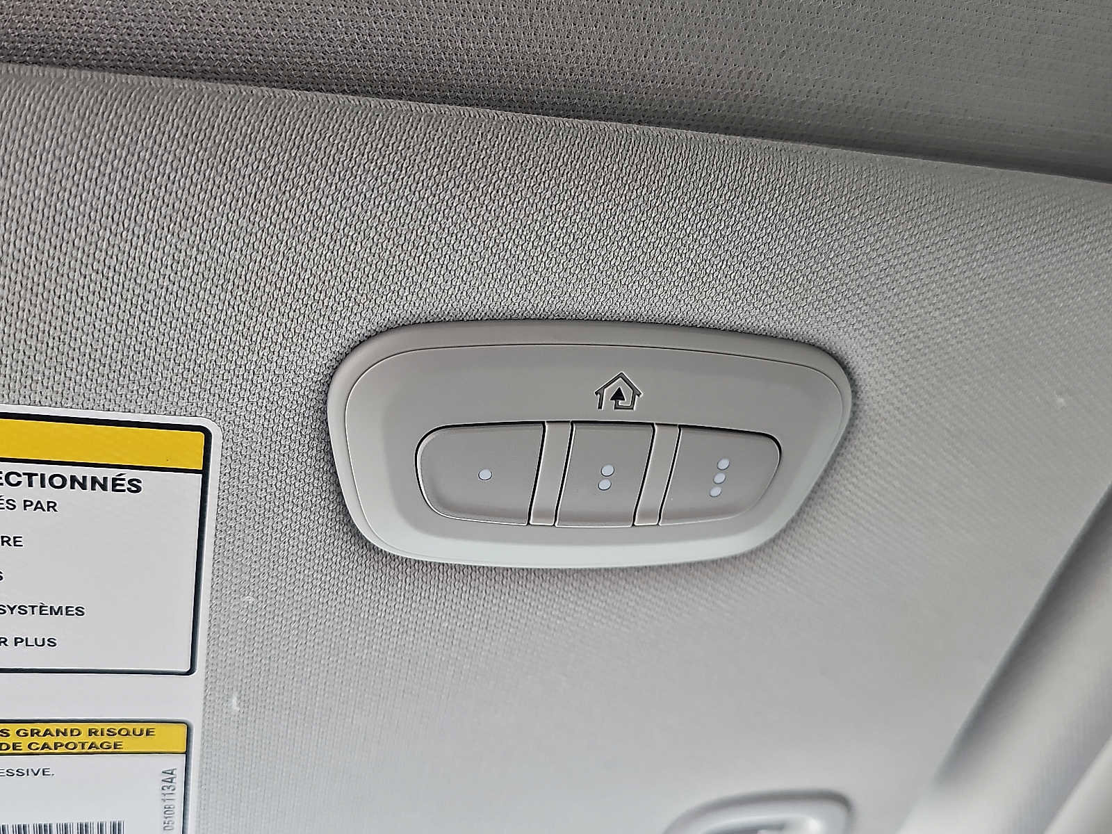 Used 2023 Jeep Cherokee Altitude Lux image 27