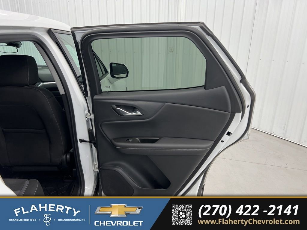 Used 2023 Chevrolet Blazer LT image 12