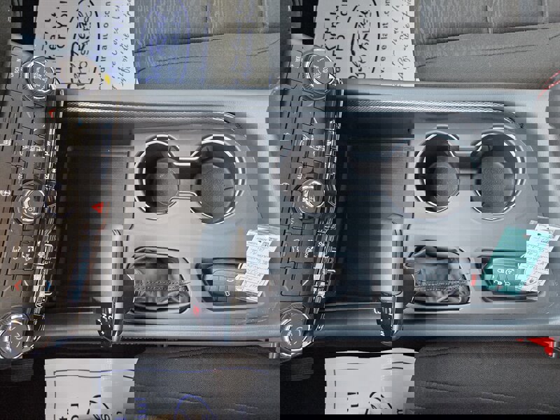 Used 2025 Dodge Durango GT image 19