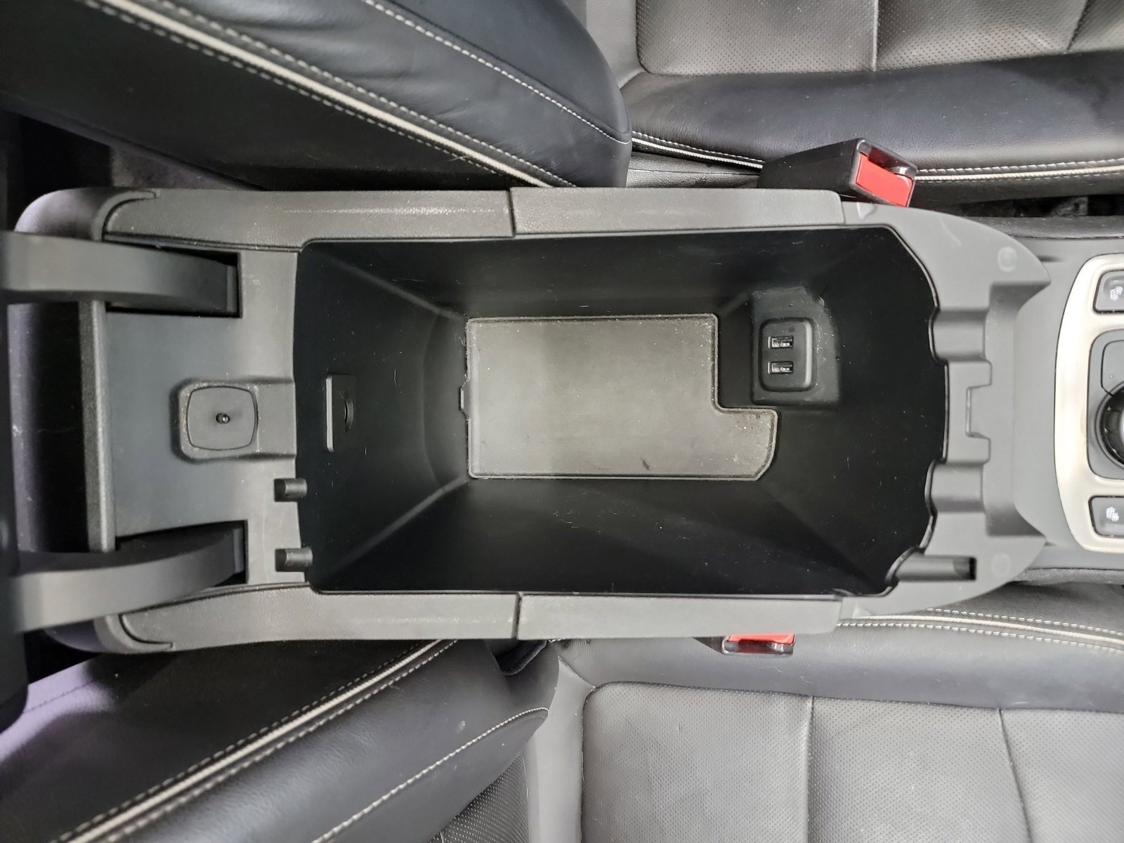 Used 2018 GMC Terrain Denali w/ Driver Alert Package II FWD image 29