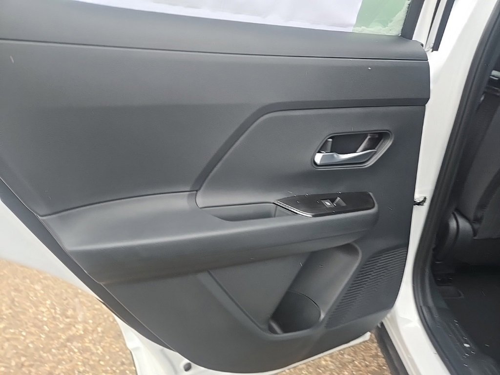 New 2026 Nissan Kicks SV image 30