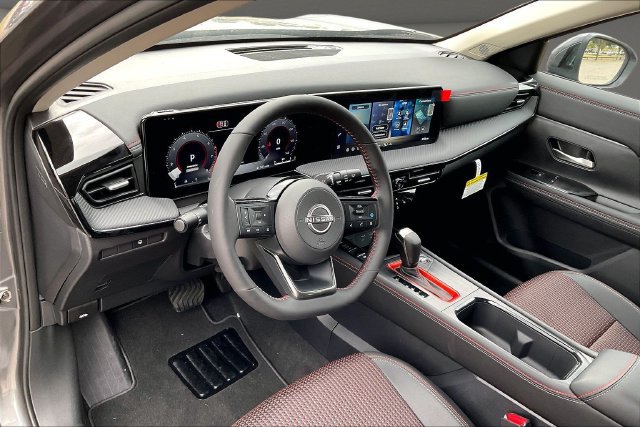 New 2027 Nissan Kicks SR AWD/4WD image 7