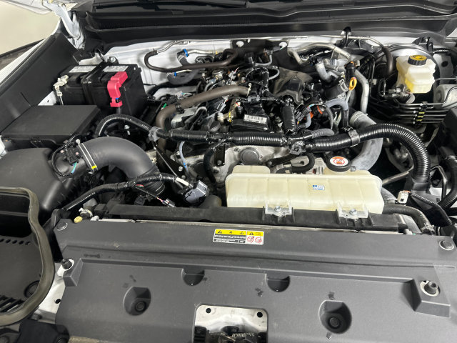 Used 2025 Toyota Tacoma SR5 AWD/4WD image 33