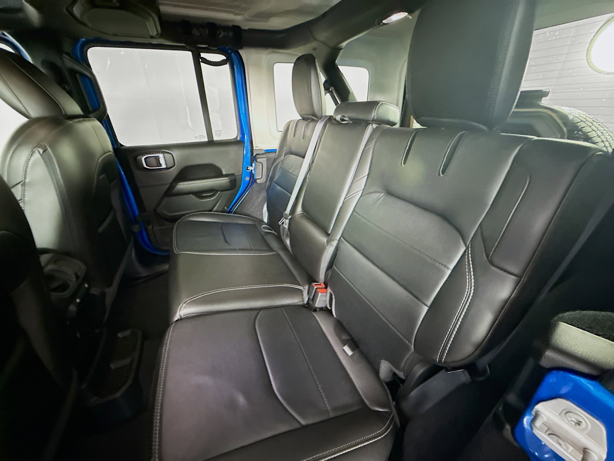 Used 2023 Jeep Wrangler Unlimited Sahara w/ Cold Weather Group image 28