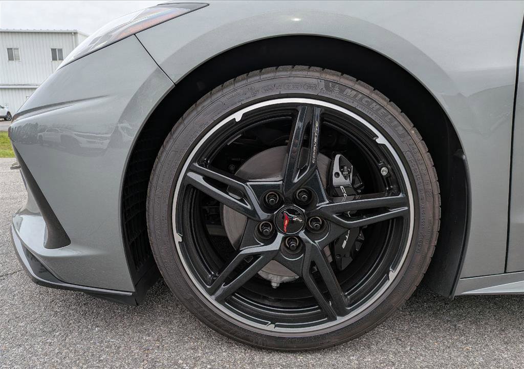 Used 2023 Chevrolet Corvette Stingray Coupe w/ 1LT RWD image 3