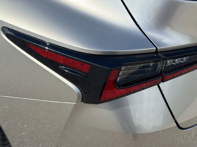 Used 2023 Lexus IS 350 F Sport w/ Memory Package RWD image 10
