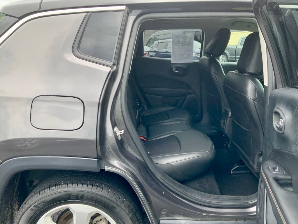 Used 2019 Jeep Compass Latitude w/ Popular Equipment Group AWD/4WD image 23