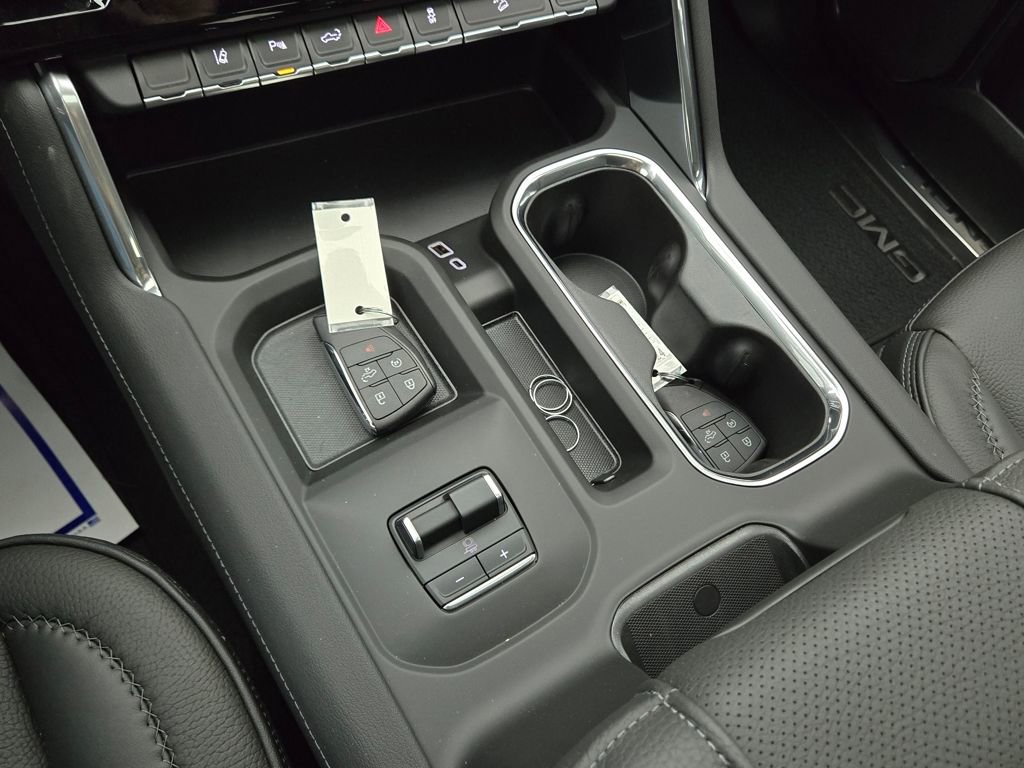 New 2025 GMC Sierra 2500 Denali w/ Denali Reserve Package image 34