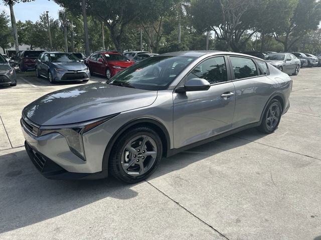 Used 2025 Kia K4 FWD image 40