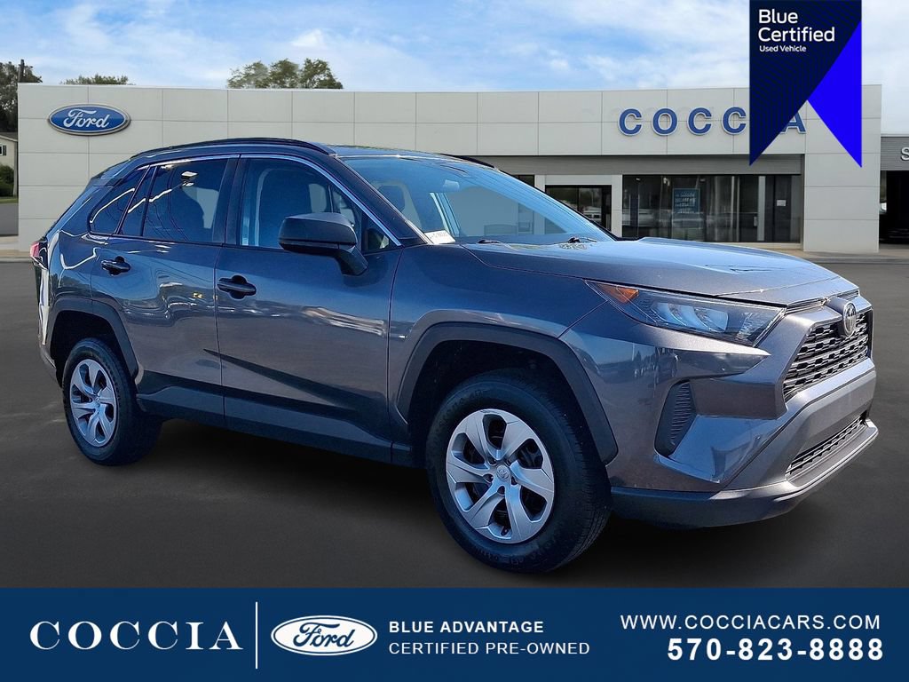 Used 2021 Toyota RAV4 LE AWD/4WD image 3