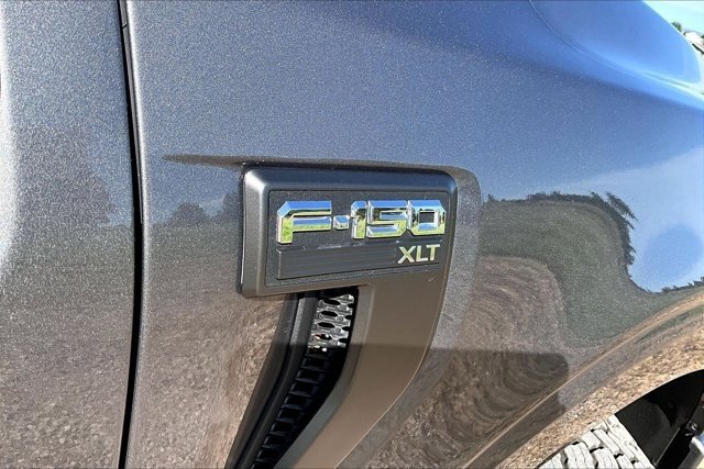 Used 2022 Ford F150 XLT w/ Equipment Group 302A High AWD/4WD image 25