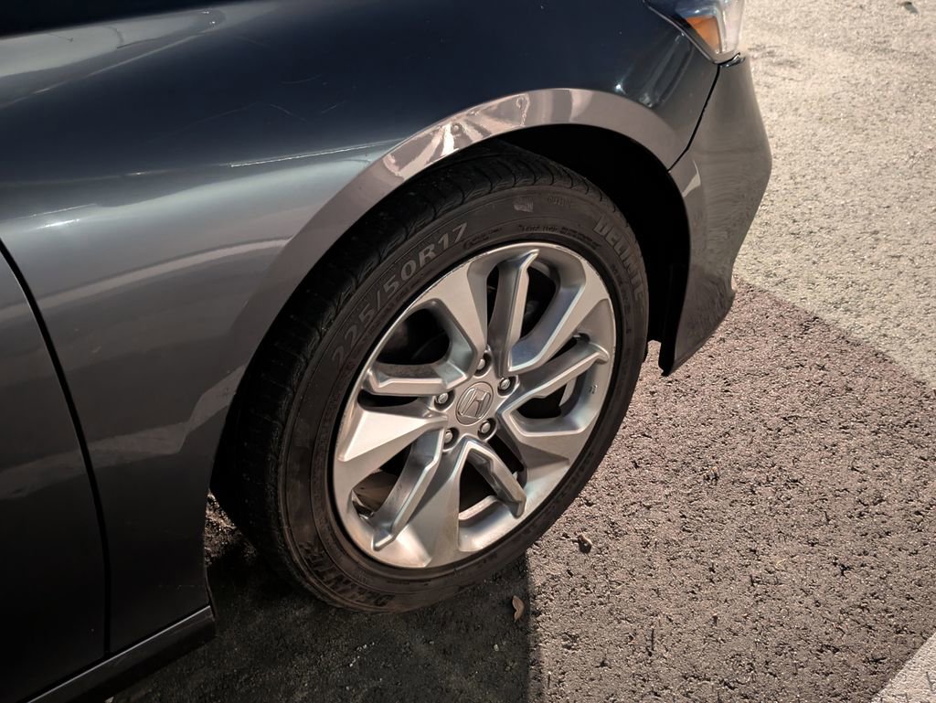 Used 2018 Honda Accord LX image 7