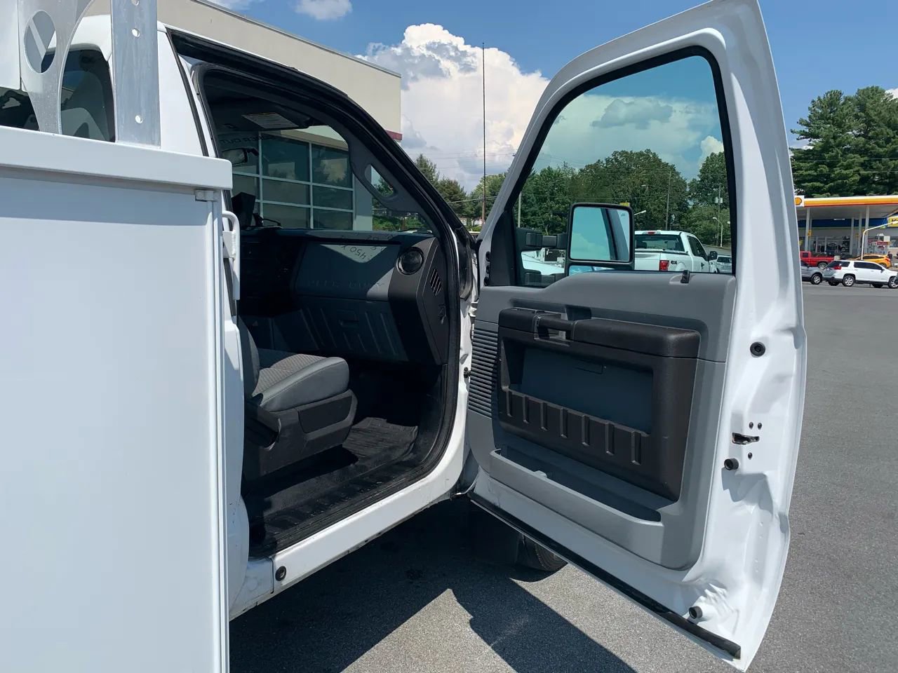 Used 2012 Ford F450 XL w/ PWR Equipment Group RWD image 21