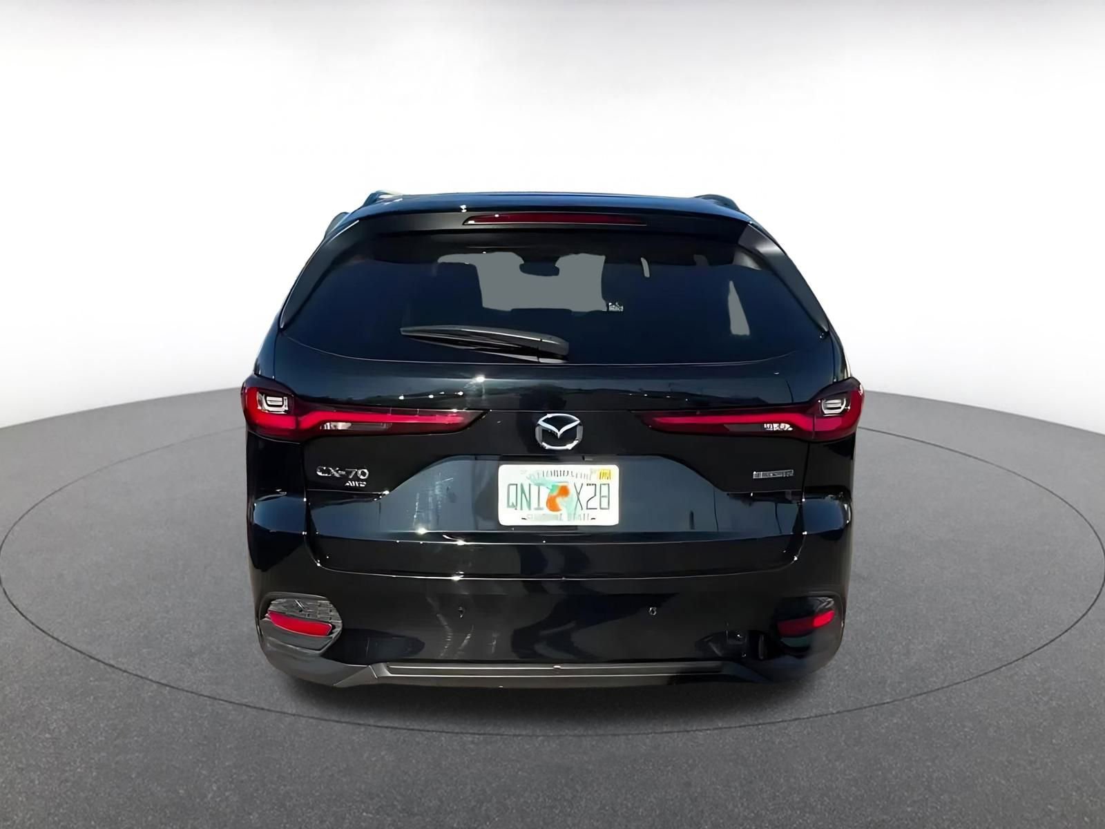 Used 2025 MAZDA CX-70 3.3 Turbo w/ Preferred Package image 12