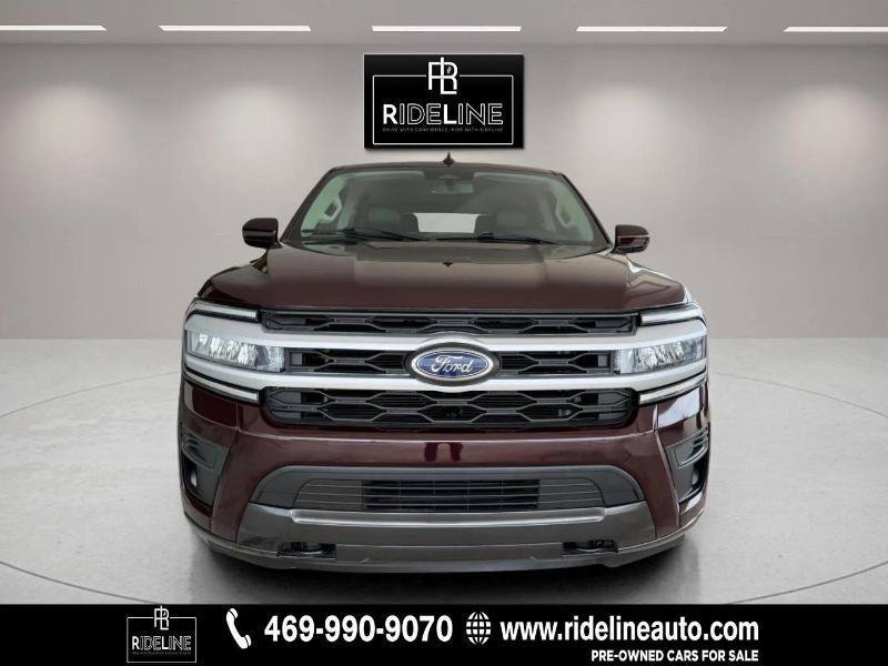 Used 2023 Ford Expedition XLT AWD/4WD image 2