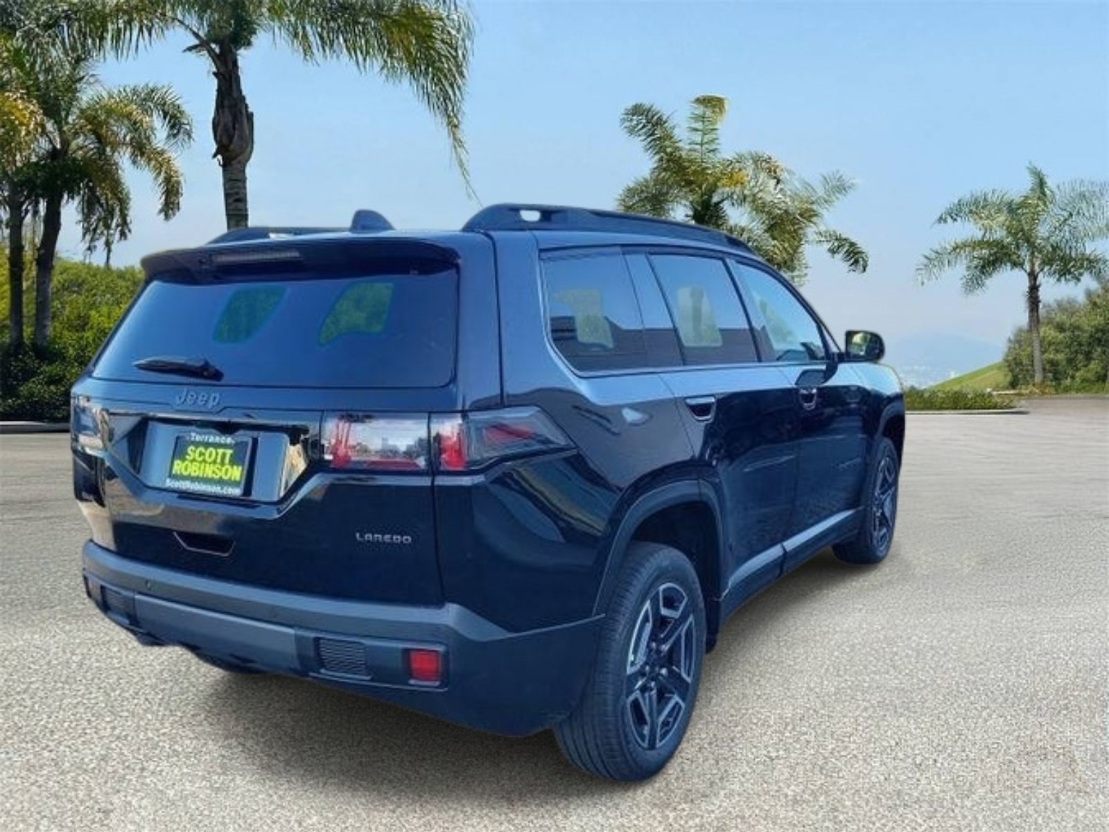 New 2026 Jeep Cherokee Laredo AWD/4WD image 4