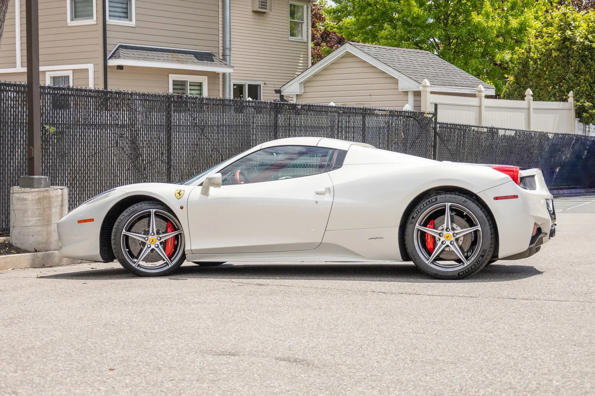 Used 2012 Ferrari 458 Spider RWD image 47