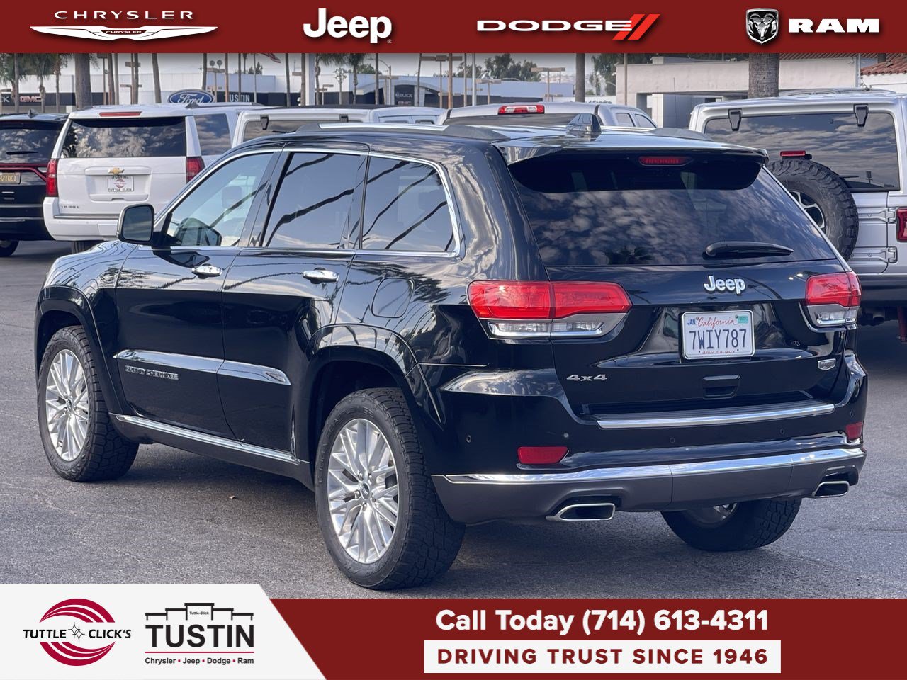 Used 2017 Jeep Grand Cherokee Summit AWD/4WD image 4