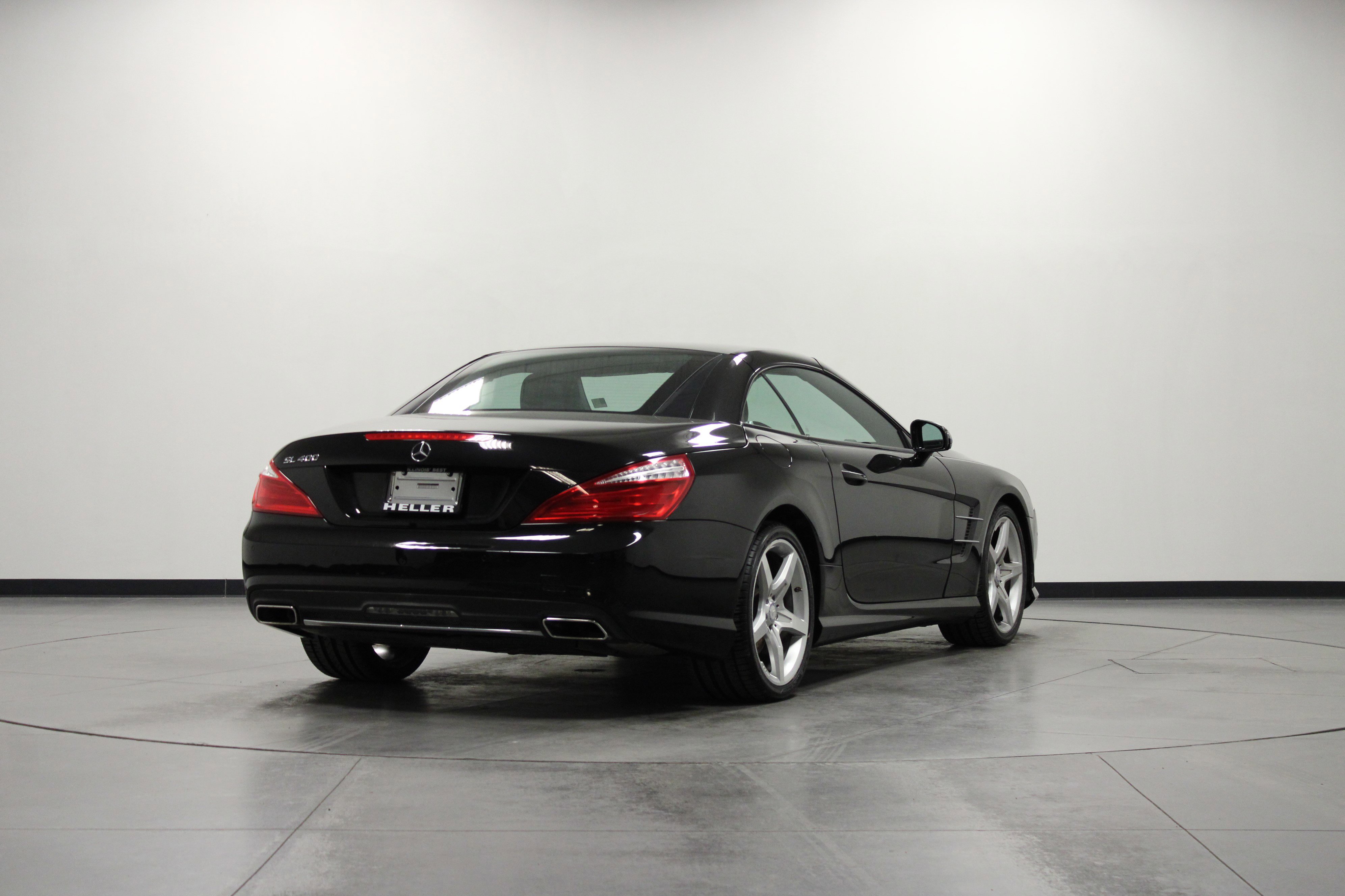 Used 2015 Mercedes-Benz SL 400 image 4