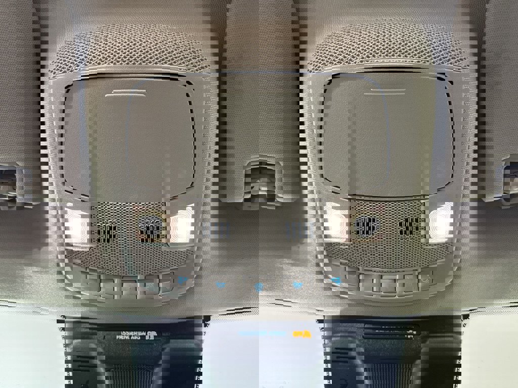 Used 2022 Ford Expedition XLT image 32