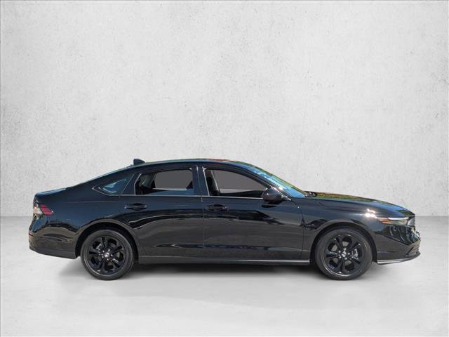 Used 2025 Honda Accord SE image 4