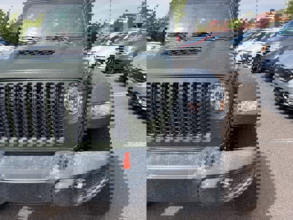 Used 2021 Jeep Gladiator Mojave w/ Cold Weather Group AWD/4WD image 4