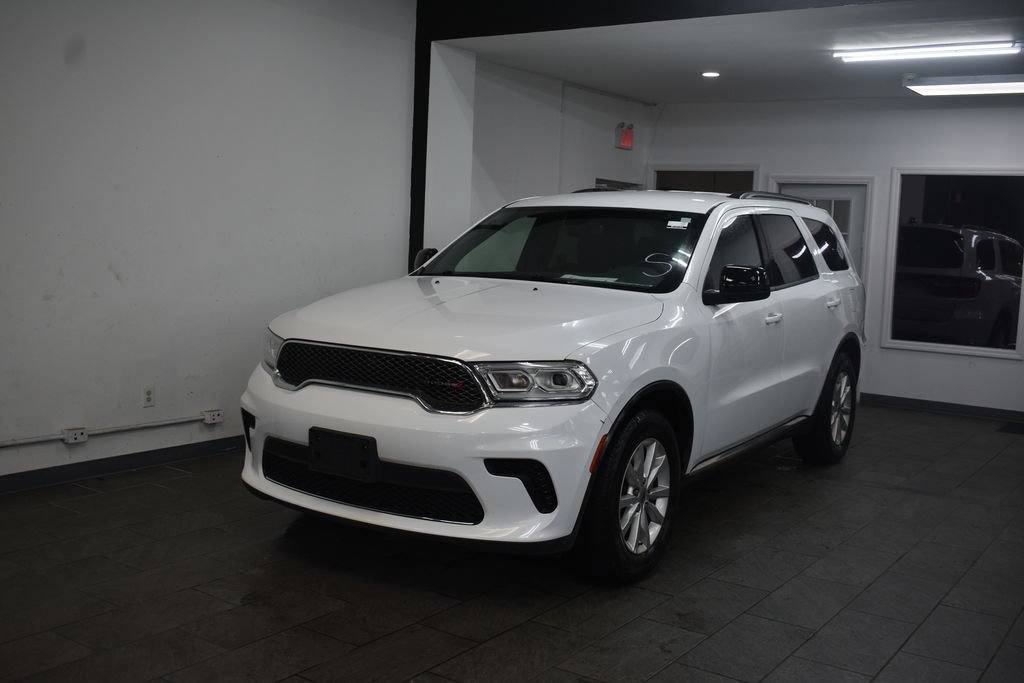 Used 2023 Dodge Durango SXT RWD image 2