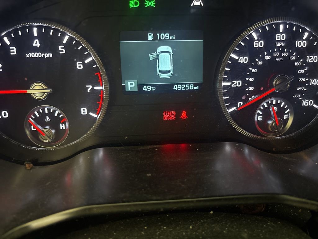 Used 2022 Kia Telluride LX image 2