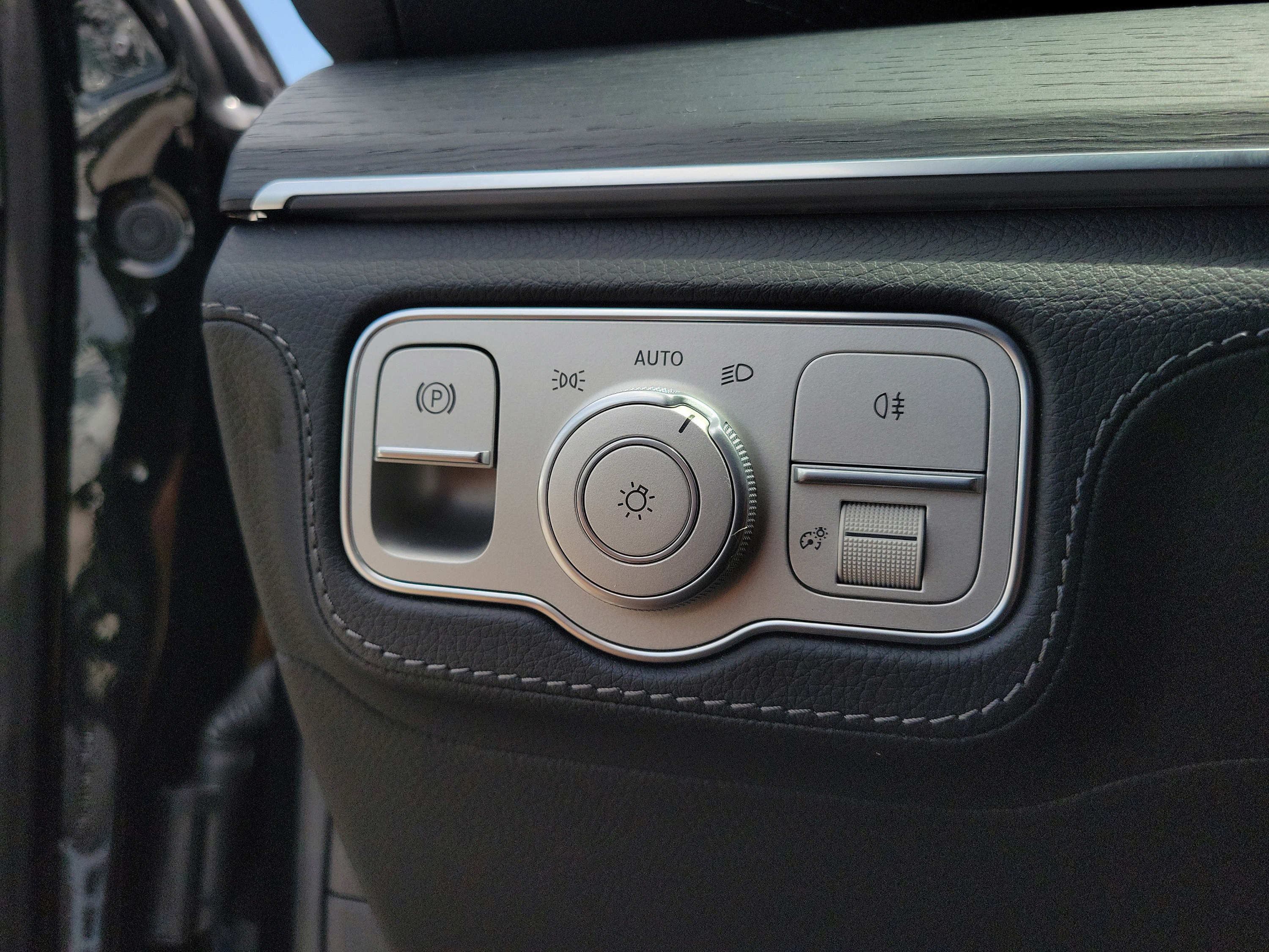 Certified 2025 Mercedes-Benz GLS 580 4MATIC image 20