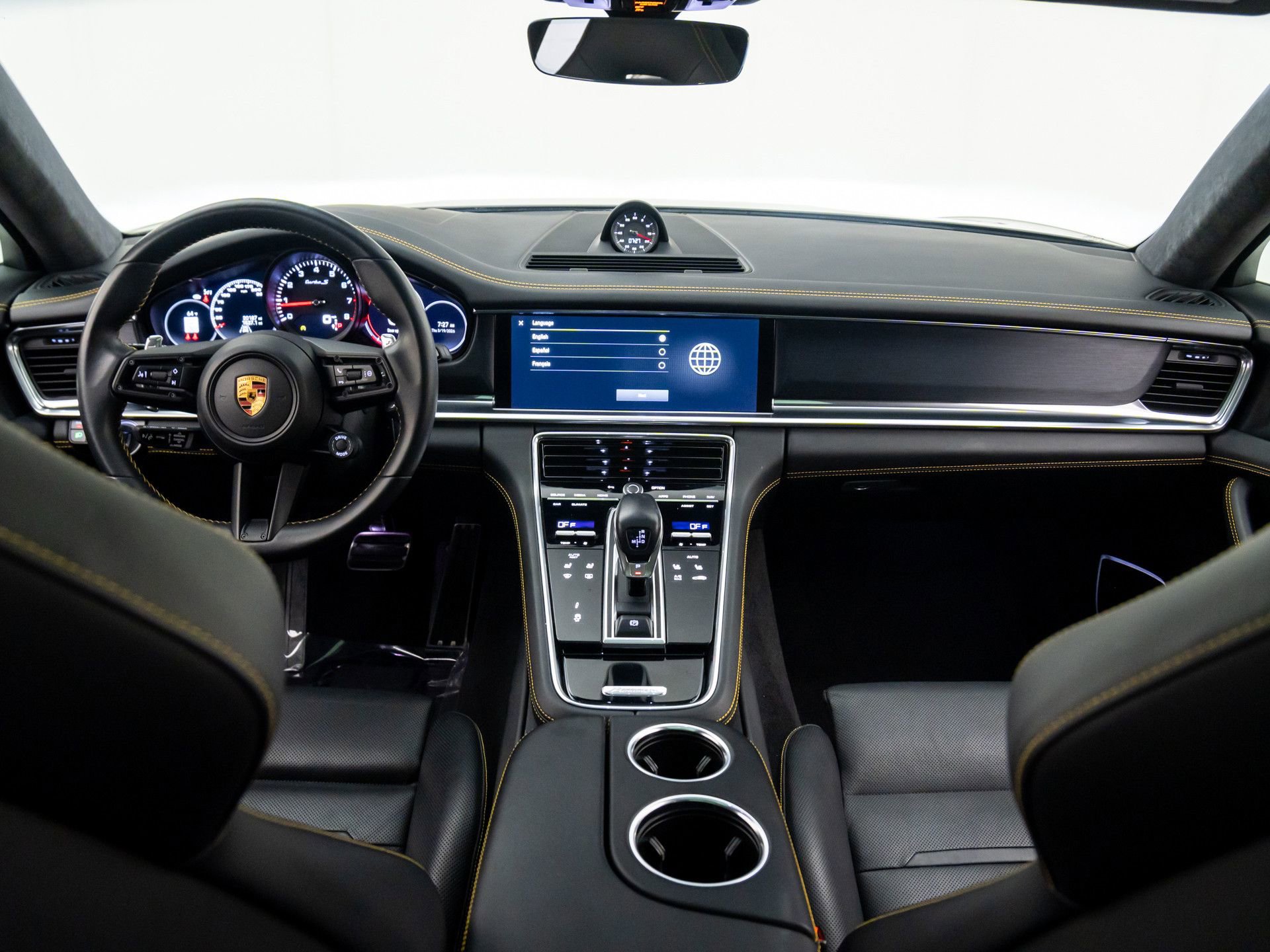 Used 2022 Porsche Panamera Turbo S image 11